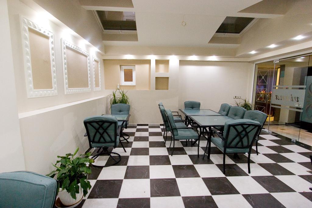 לאוטרה אדיפסאו Hotel Viana מראה חיצוני תמונה