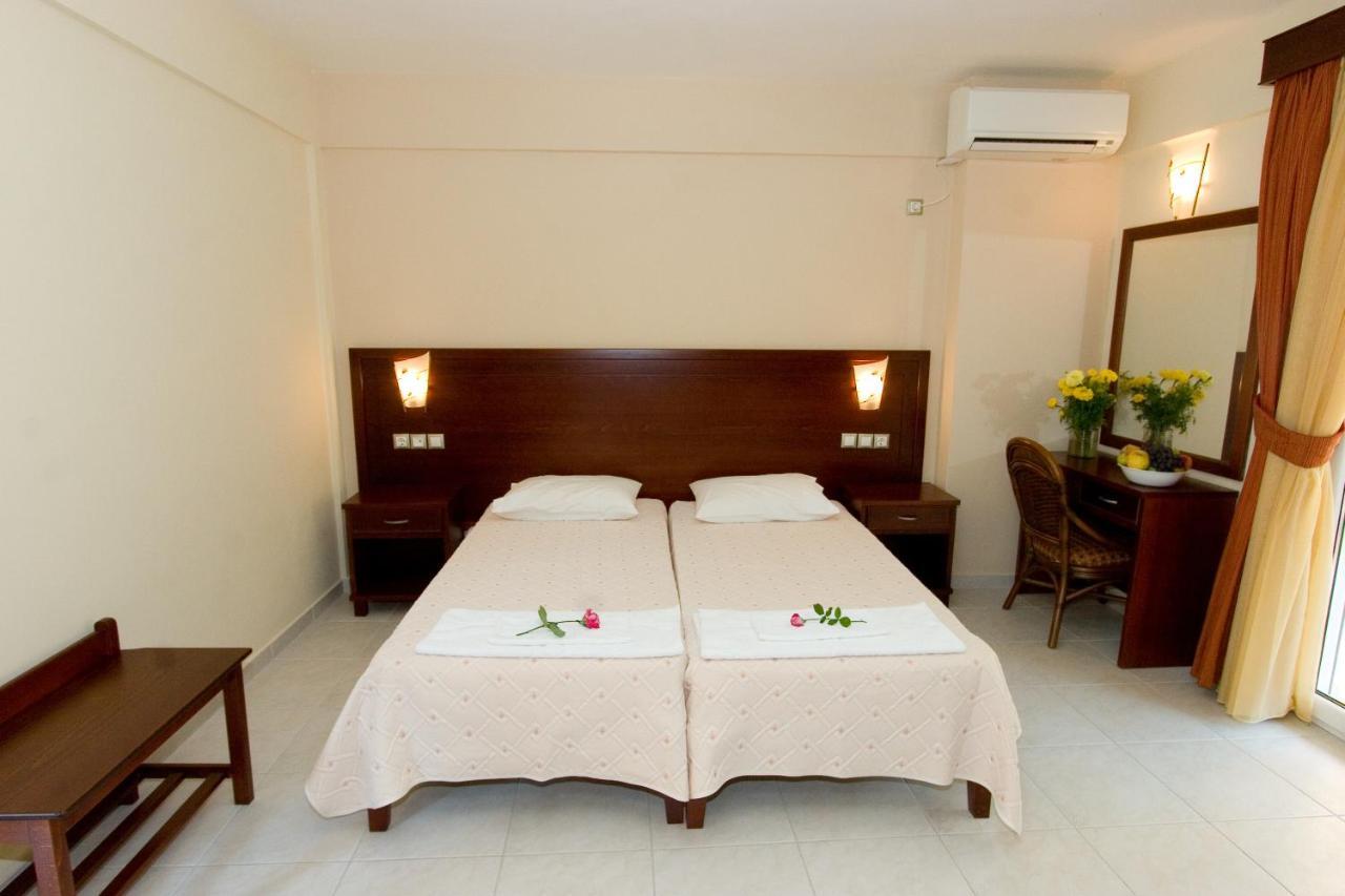 לאוטרה אדיפסאו Hotel Viana מראה חיצוני תמונה